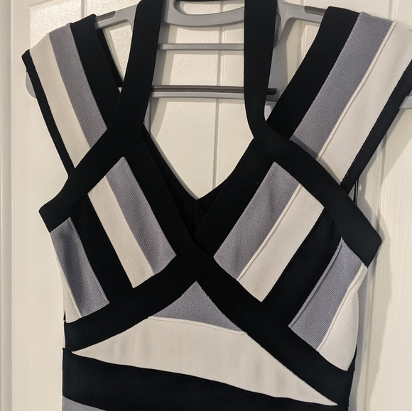 Le Chateau Cocktail dress - Picture 2 of 7